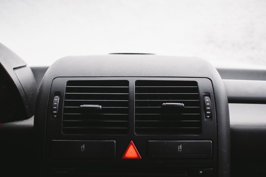 Car air conditioning vents