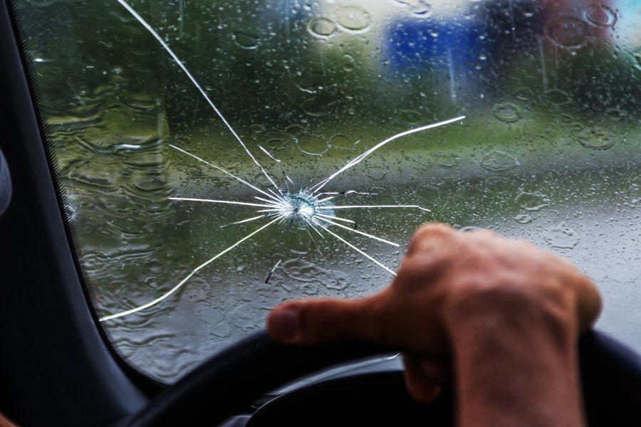 Why You Shouldn’t Drive Around With a Chipped Windshield